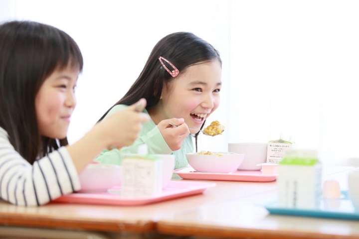 給食の事業者様へ
